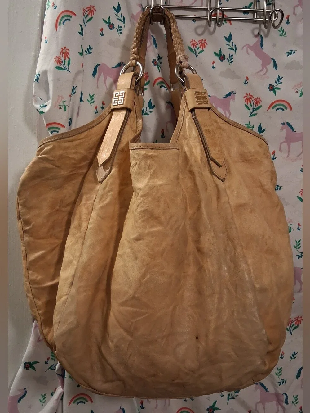 Y2K Givenchy Bettina Tan Tumbled Lambskin XL Hobo Boho Casual Neutral Purse Bag